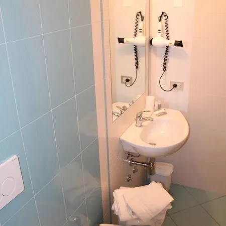 Confort فندق كاتوليكا